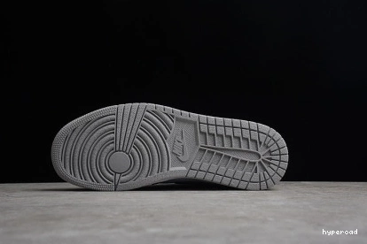 Hyperoad Mid 1 Jordan Smoke “Light Air Grey” 1208